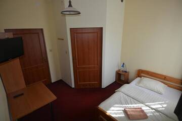 Фото номера Одноместный номер Отель Hotel Stawisko Klaudyn г. Klaudyn 8