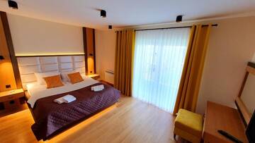 Фото номера Вилла Делюкс Виллы West Guest House г. Klaudyn 53
